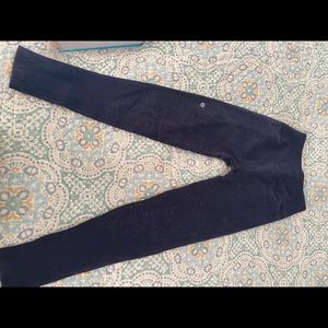 Lululemon leggings size 6